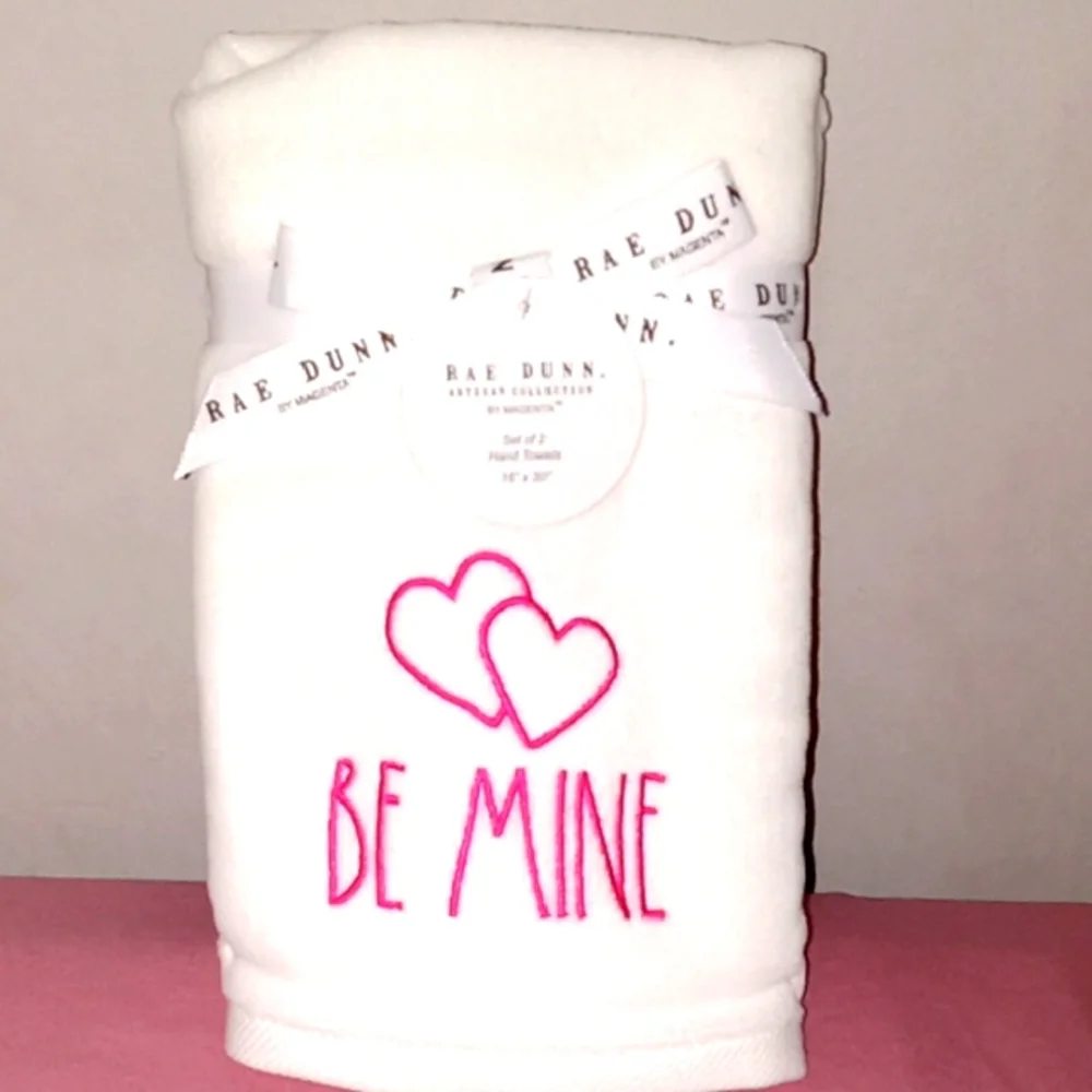 Rae Dunn 'Be Mine' Hand Towels - White and Pink